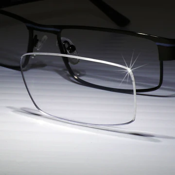 Single Vision Ultra Clear Plastic Lenses